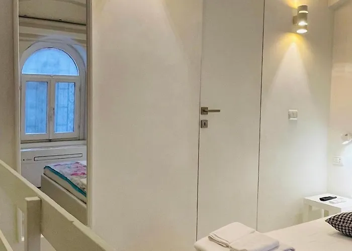 Loft Flower Colosseum Apartment